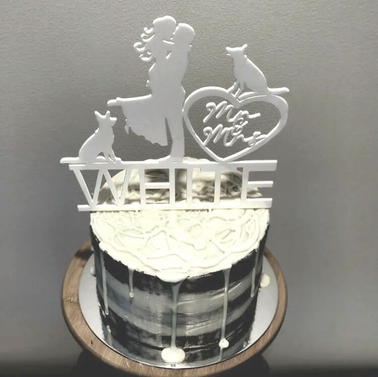 World Cake Topper. Fishing Bride and Groom Wedding Cake Topper